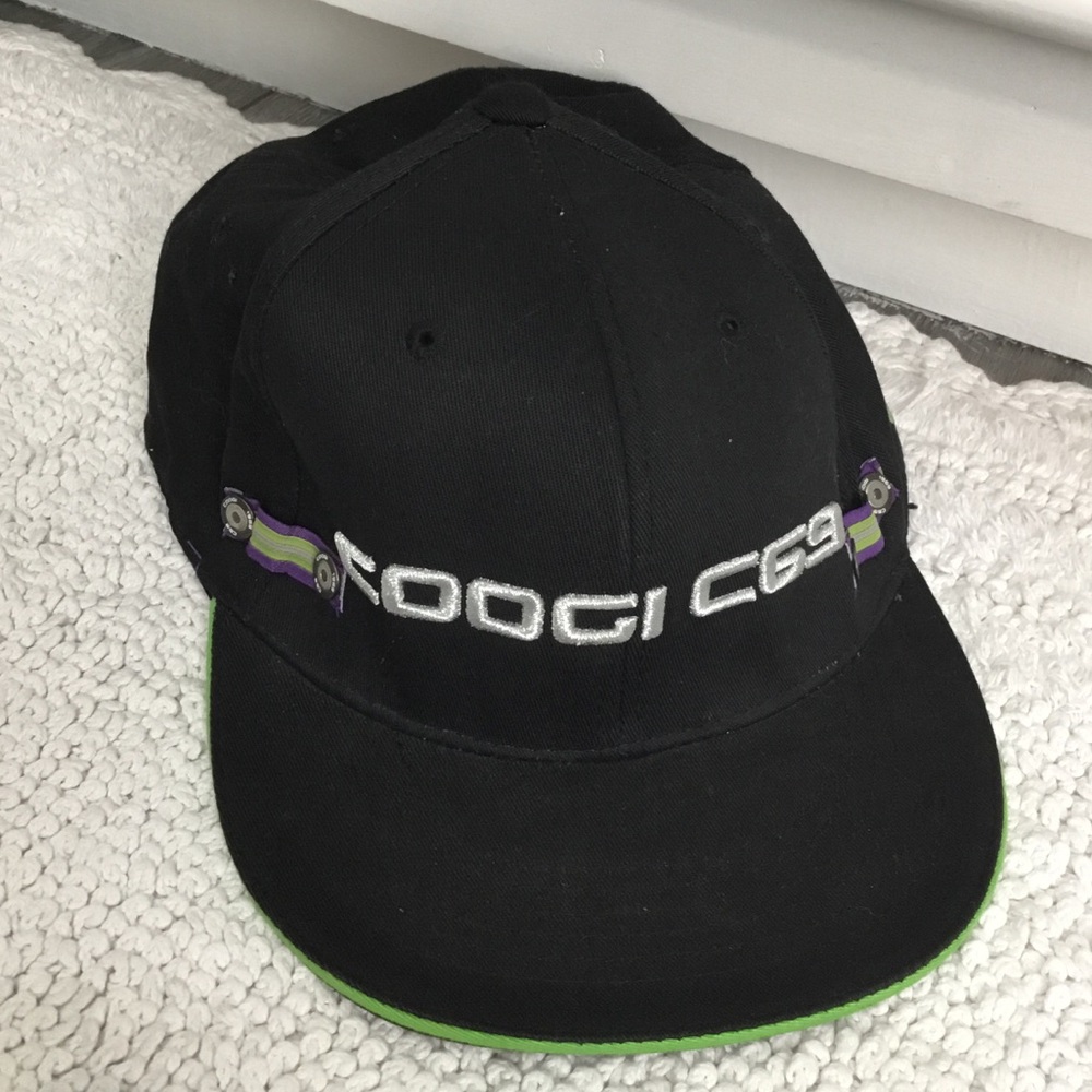 EUC COOGI C69 Authentic Fitted Hat size 8(64 cm) XXXL